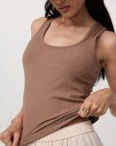 Pose Layering Tank