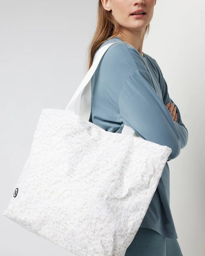 ALOHA-Day Tripper Tote - Image 5