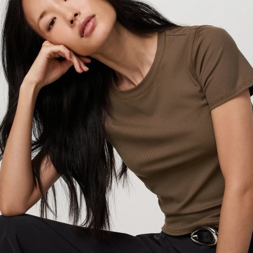 Pose Fitted Tee
