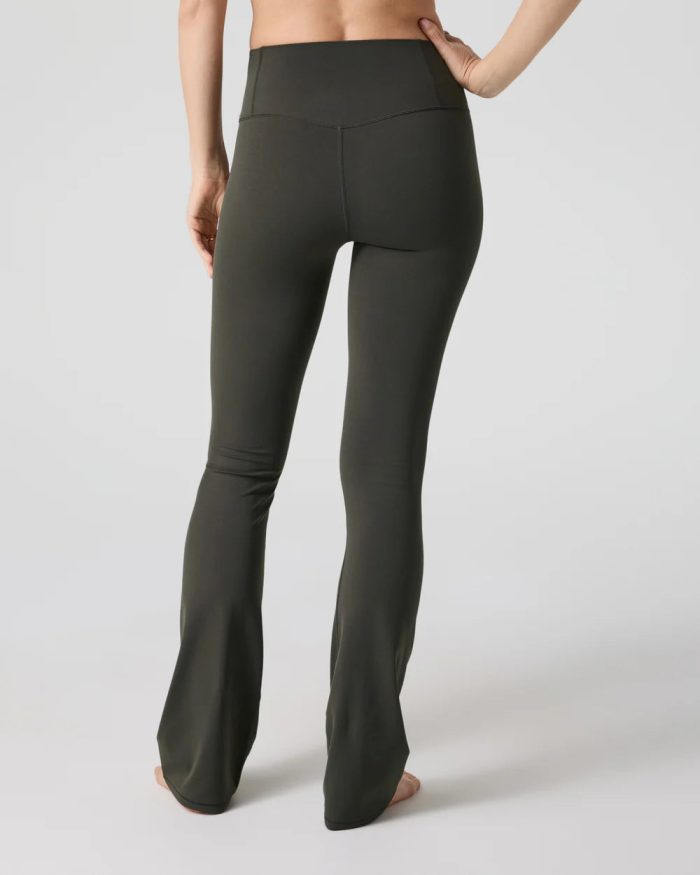 Vuori AllTheFeels? Slim Flare - Image 3