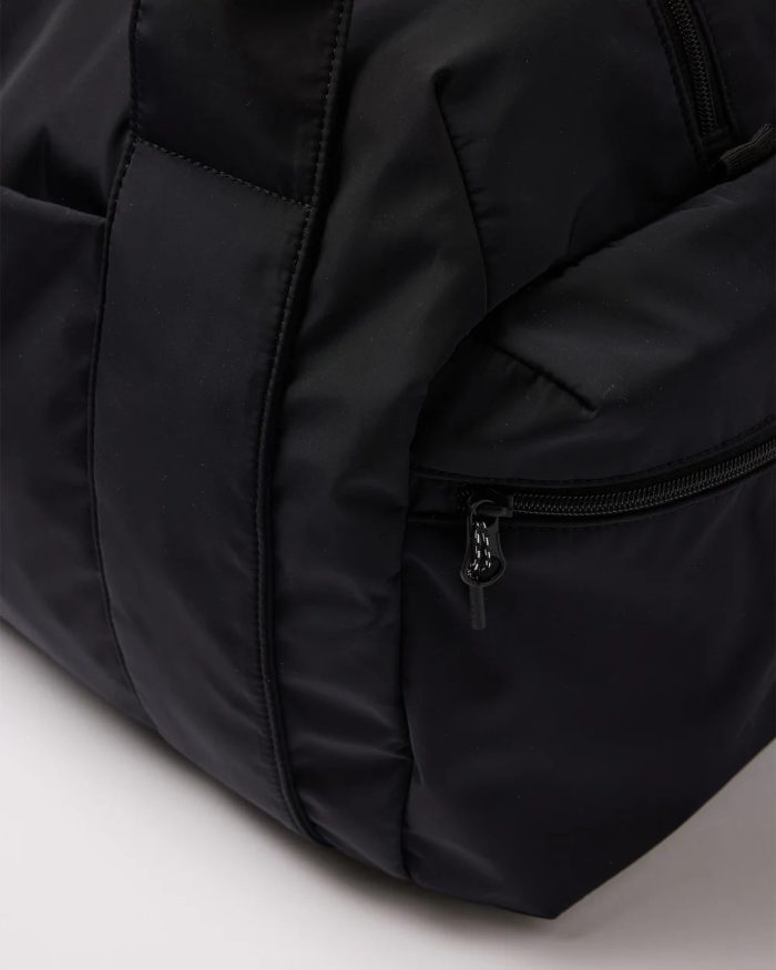 Vuori Gym Bag 2.0 - Image 6