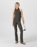 Vuori AllTheFeels? Slim Flare - Short