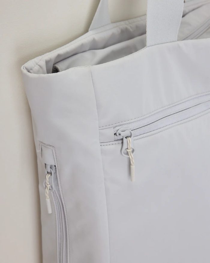 V1 Convertible Tote Bag 2.0 - Image 5