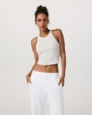Pose Plyo Tank